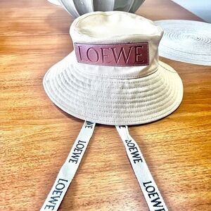 Loewe
Paula's Ibiza Fisherman canvas bucket hat